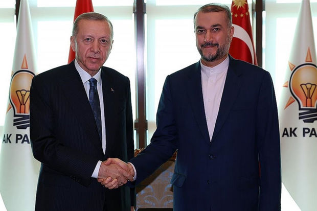 Ərdoğan İran xarici işlər nazirini qəbul etdi